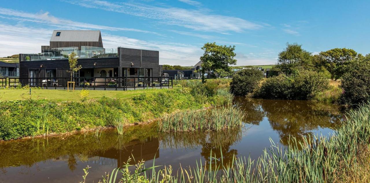 Retallack Resort & Spa Пэдстоу Экстерьер фото The River Wye at Monmouth
