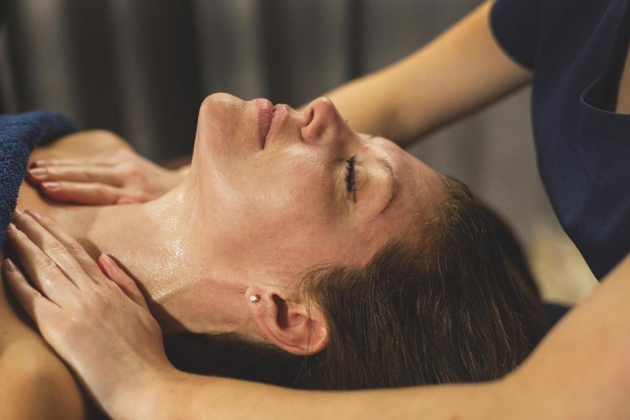 Retallack Resort & Spa Пэдстоу Экстерьер фото Craniosacral therapy