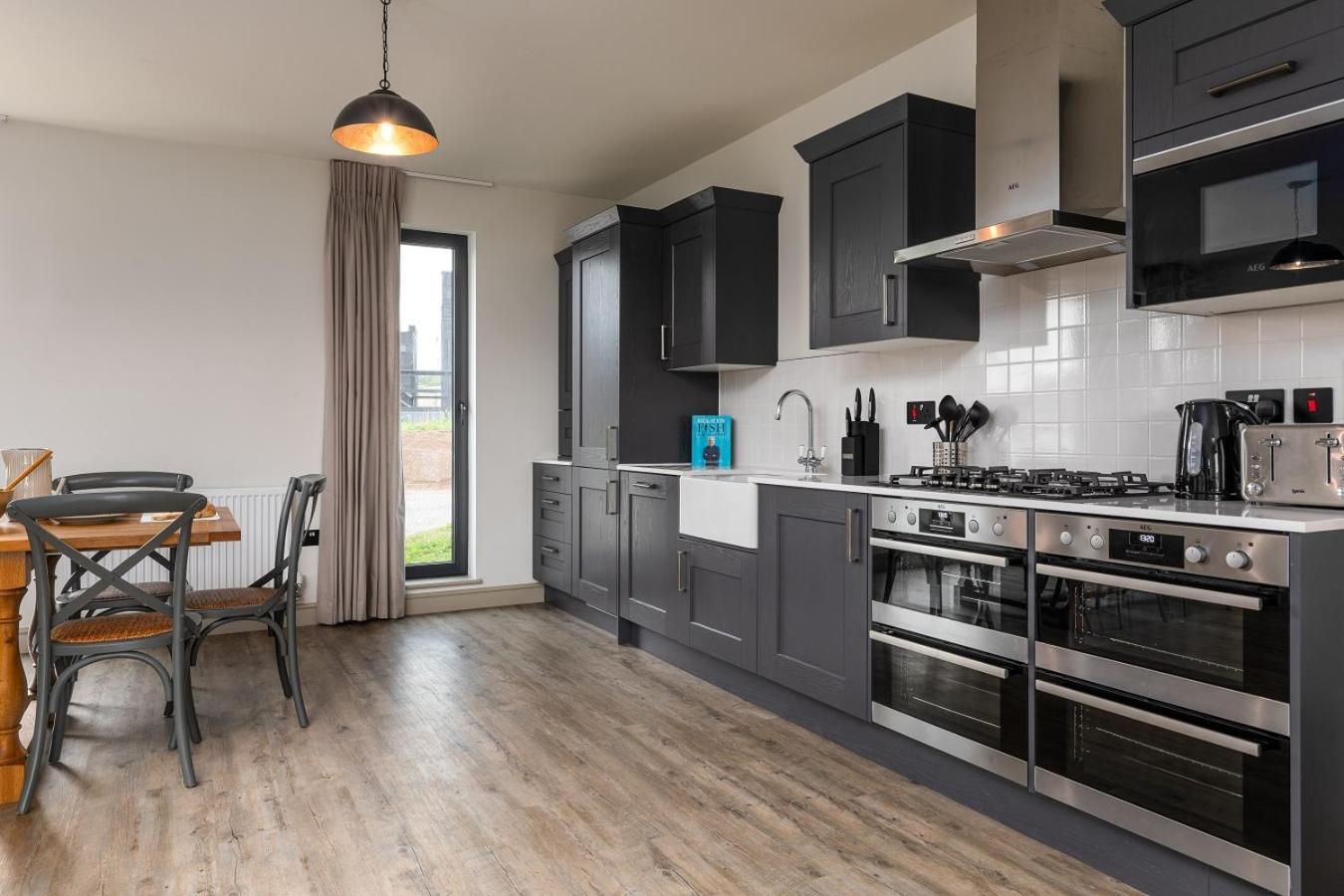 Retallack Resort & Spa Пэдстоу Номер фото A kitchen at the University of Lincoln